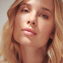 Load image into Gallery viewer, Henné Luxury Tinted Lip Balm - AZALEA - Asgard Beauty