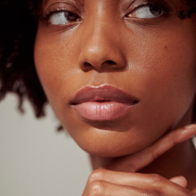 Load image into Gallery viewer, Henné Luxury Tinted Lip Balm - AZALEA - Asgard Beauty