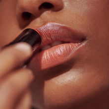 Load image into Gallery viewer, Henné Luxury Tinted Lip Balm - CORAL - Asgard Beauty